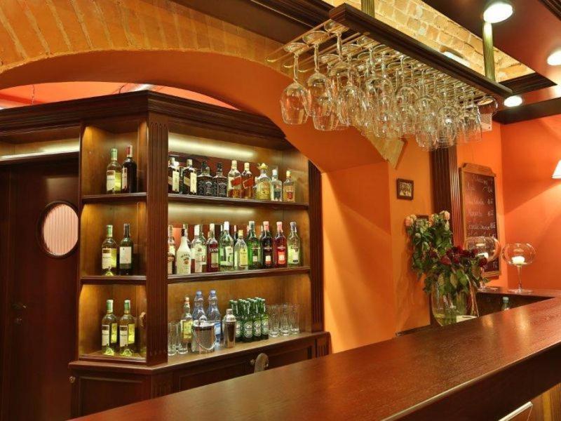 Rynek 6 Retro Pub & Hostel Radom Extérieur photo