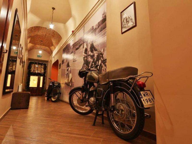 Rynek 6 Retro Pub & Hostel Radom Extérieur photo